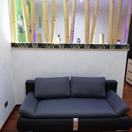 Newhouse Dei Mille Apartment Bari Exterior foto